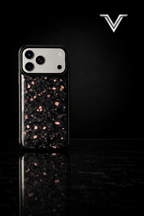 VλLOᏒ Forged Carbon Garnet Raspberry — iPhone 17 Series