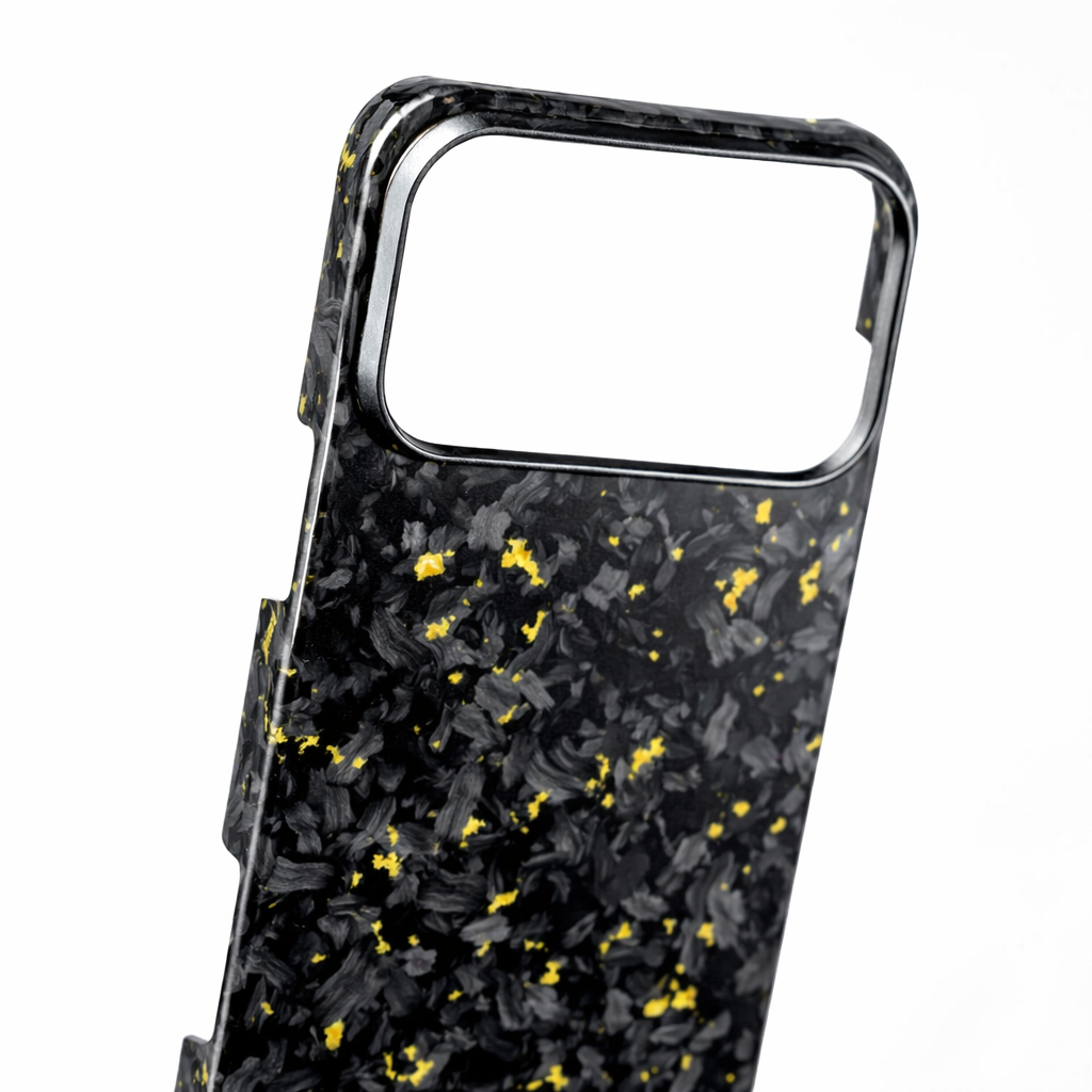 VλLOᏒ Forged Carbon Oro — iPhone 17 Series