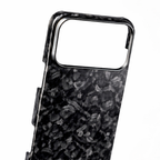 VλLOᏒ Forged Carbon Noir — iPhone 17 Series