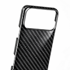 VλLOᏒ Carbon Fiber Noir — iPhone 17 Series