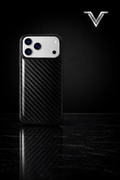 VλLOᏒ Carbon Fiber Noir — iPhone 17 Series