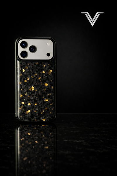 VλLOᏒ Forged Carbon Oro — iPhone 17 Series